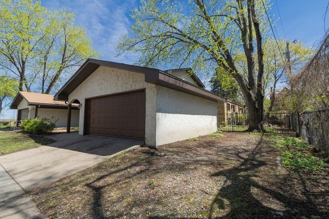 222 Virginia Street, Saint Paul, MN 55102