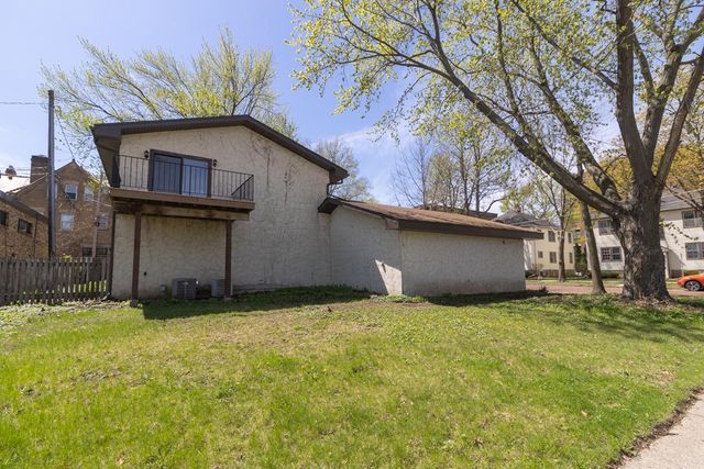 222 Virginia Street, Saint Paul, MN 55102