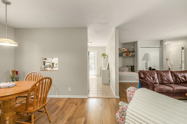 222 Virginia Street, Saint Paul, MN 55102