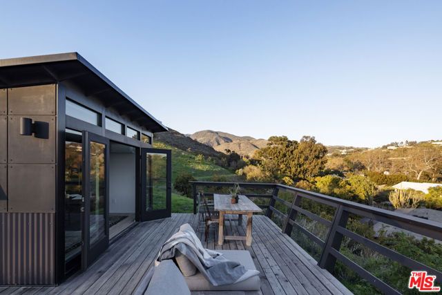 6009 Bonsall Drive, Malibu, CA 90265