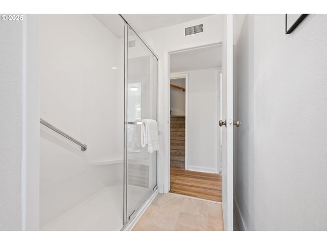2760 Sw 119TH Ave, Beaverton, OR 97005