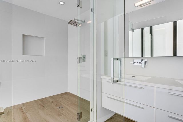1525 Bay Rd 1525, Miami Beach, FL 33139