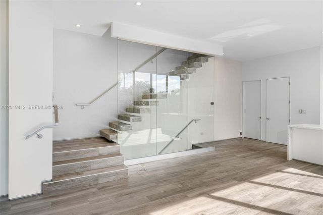 1525 Bay Rd 1525, Miami Beach, FL 33139