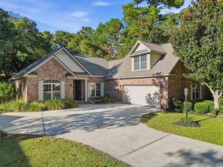 36 Montrose Ln., Pawleys Island, SC 29585