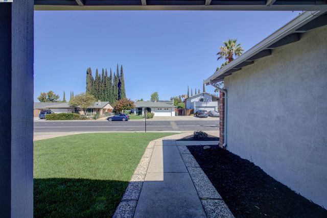 5311 Charlotte Way, Livermore, CA 94550