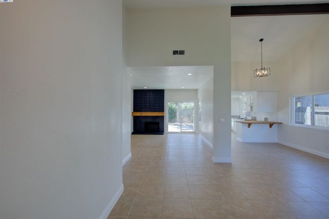 5311 Charlotte Way, Livermore, CA 94550