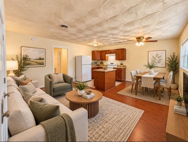 211 Skyway Drive 8, Euless, TX 76040