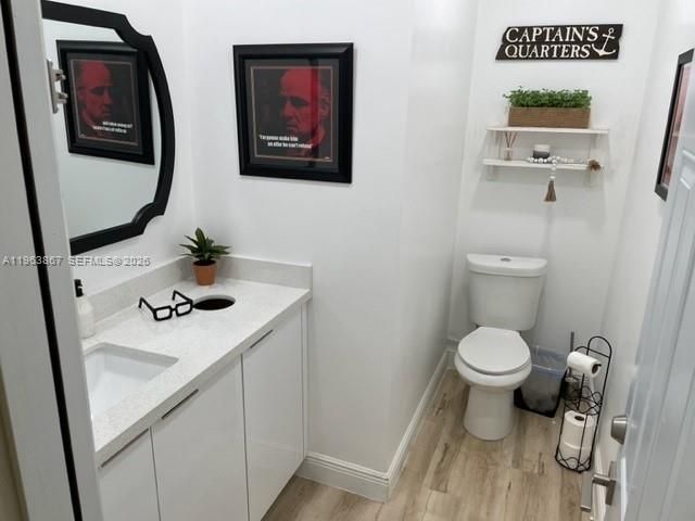 45 Curtiss Pkwy, Miami Springs, FL 33166