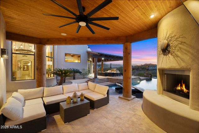 14616 S 1ST Street, Phoenix, AZ 85048