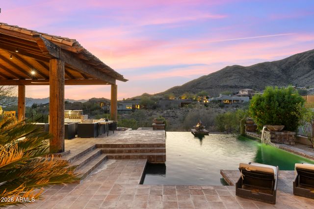 14616 S 1ST Street, Phoenix, AZ 85048