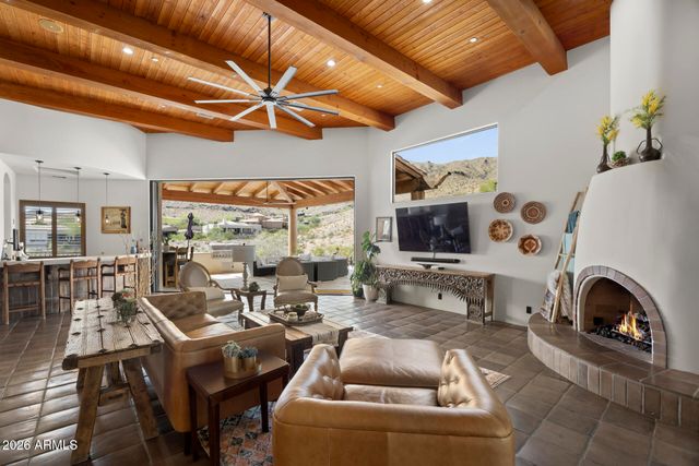14616 S 1ST Street, Phoenix, AZ 85048