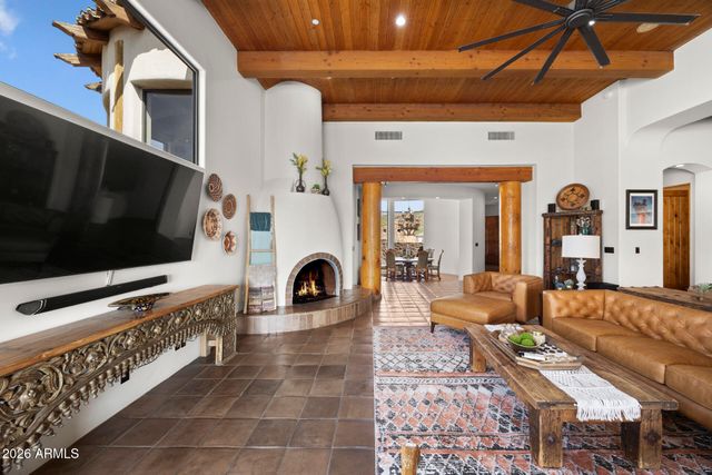 14616 S 1ST Street, Phoenix, AZ 85048