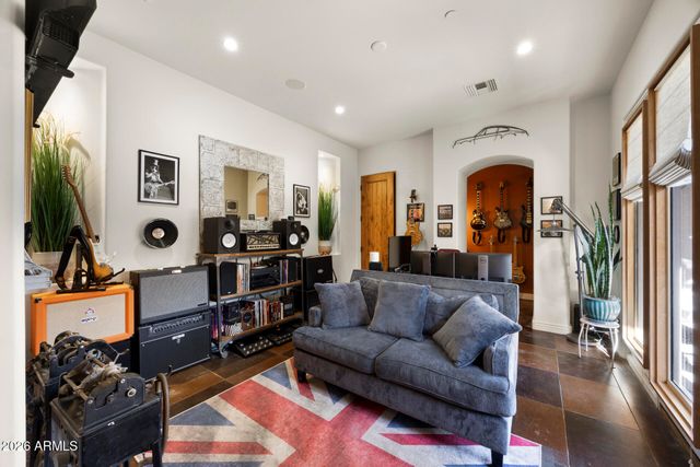 14616 S 1ST Street, Phoenix, AZ 85048