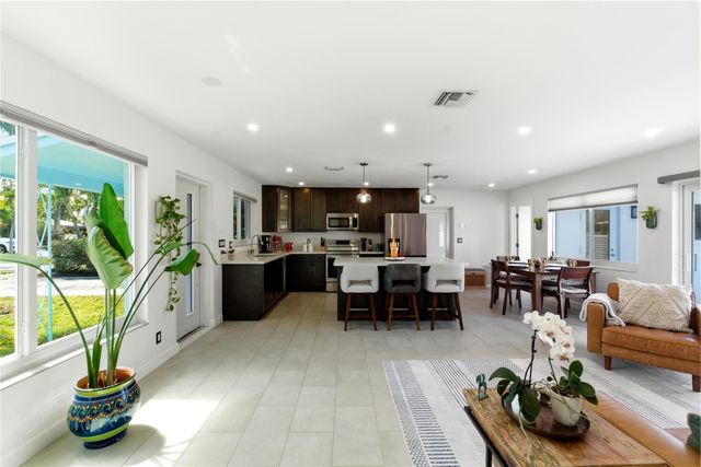 1741 NE 40th Street, Oakland Park, FL 33334