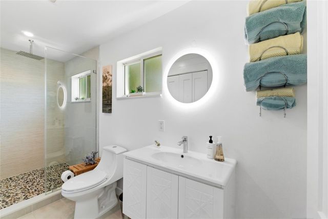 1741 NE 40th Street, Oakland Park, FL 33334