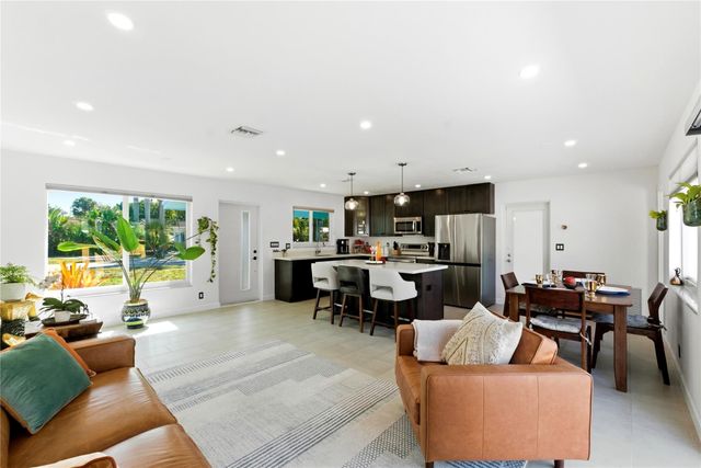 1741 NE 40th Street, Oakland Park, FL 33334