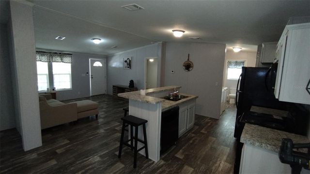 105 SLIPPER WAY, Hawthorne, FL 32640