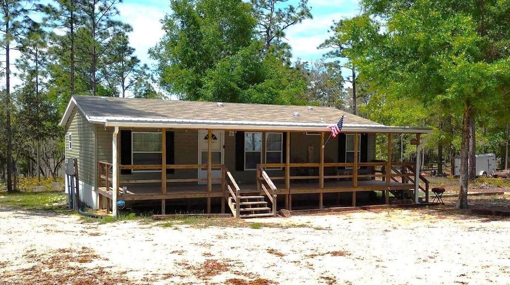 105 SLIPPER WAY, Hawthorne, FL 32640