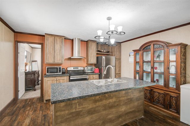 12903 Green Valley Drive, Rosharon, TX 77583