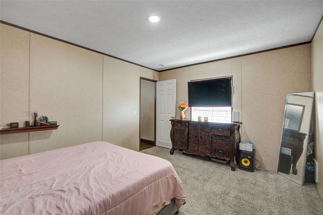 12903 Green Valley Drive, Rosharon, TX 77583