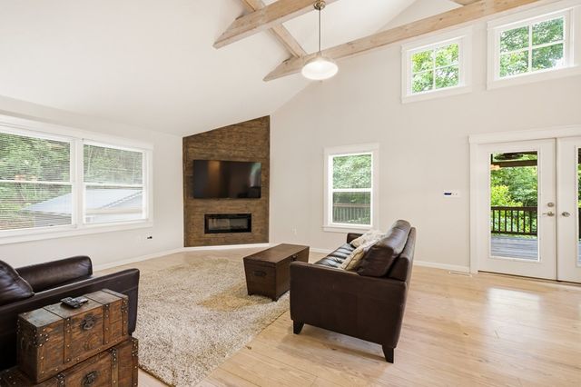 220 Penland Indian Trail, Hayesville, NC 28904