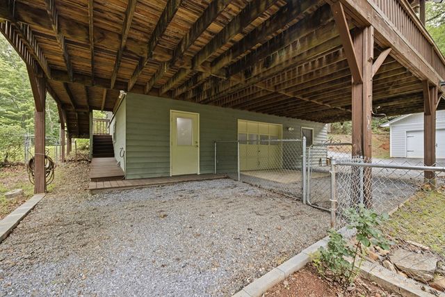 220 Penland Indian Trail, Hayesville, NC 28904