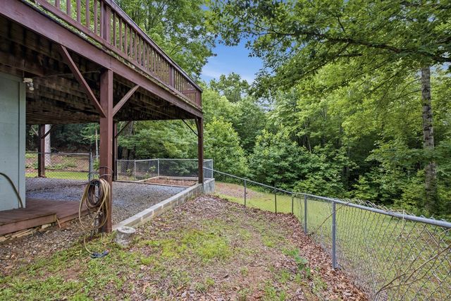 220 Penland Indian Trail, Hayesville, NC 28904