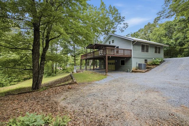 220 Penland Indian Trail, Hayesville, NC 28904