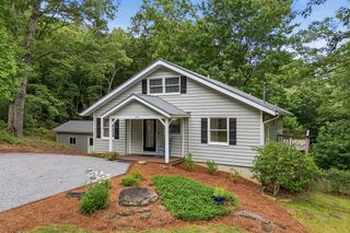 220 Penland Indian Trail, Hayesville, NC 28904