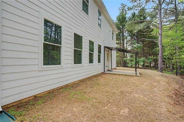 24 Rocky Circle NE, White, GA 30184