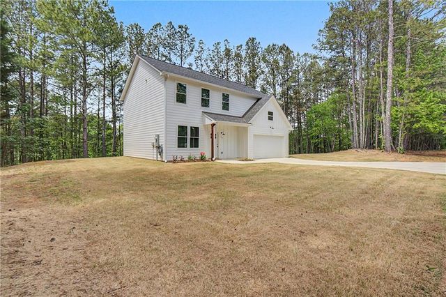 24 Rocky Circle NE, White, GA 30184