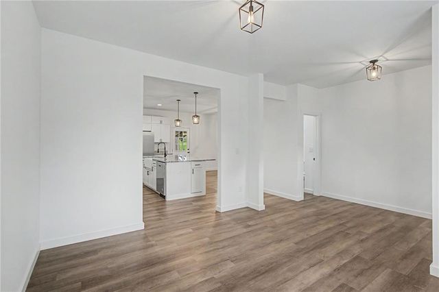 24 Rocky Circle NE, White, GA 30184
