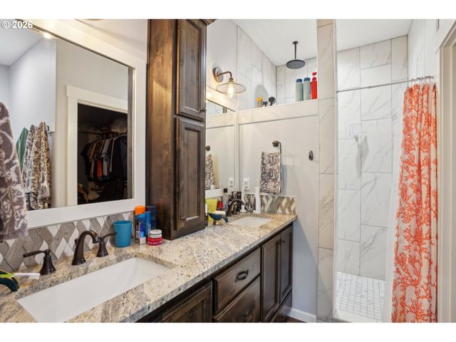 130 ZEPHYR Dr, Silver Lake, WA 98645