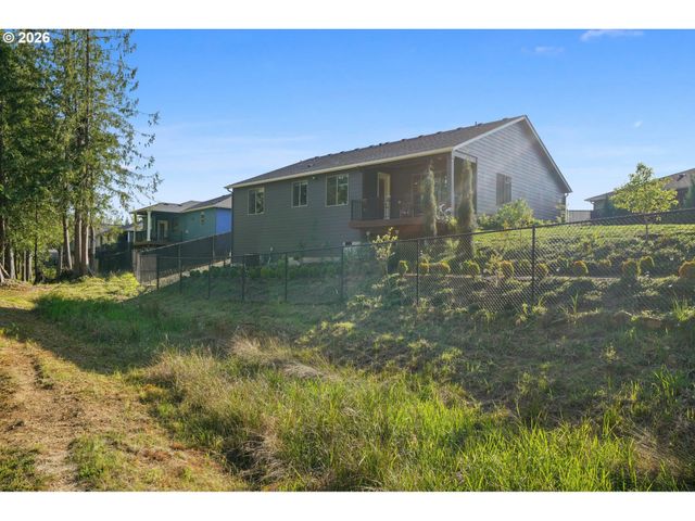 130 ZEPHYR Dr, Silver Lake, WA 98645