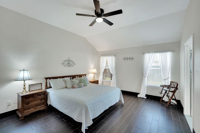 6516 Fairglen Drive, Arlington, TX 76002