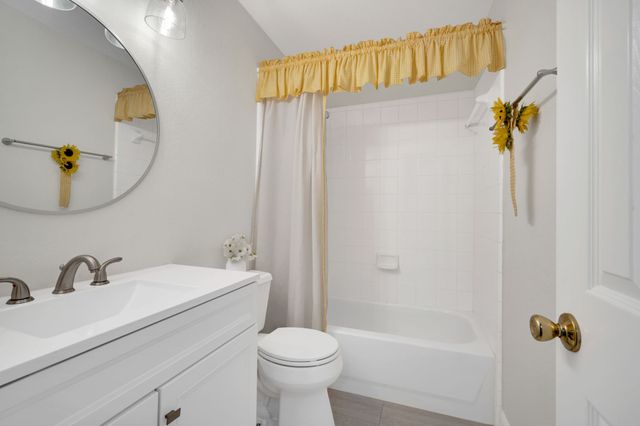 6516 Fairglen Drive, Arlington, TX 76002