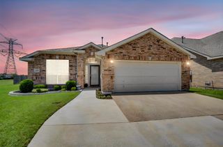 6516 Fairglen Drive, Arlington, TX 76002