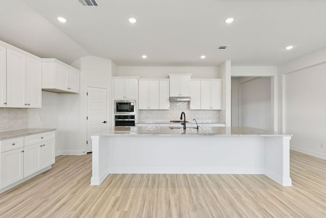 7725 Dibble Avenue, Joshua, TX 76058