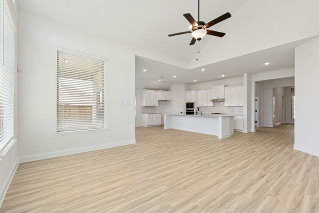 7725 Dibble Avenue, Joshua, TX 76058