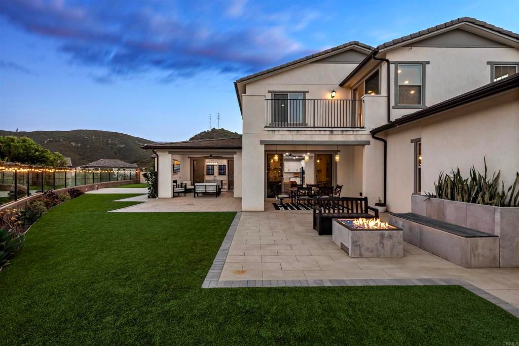 Image 10 of property listing at 2944 Gait Way, Escondido, CA 92029