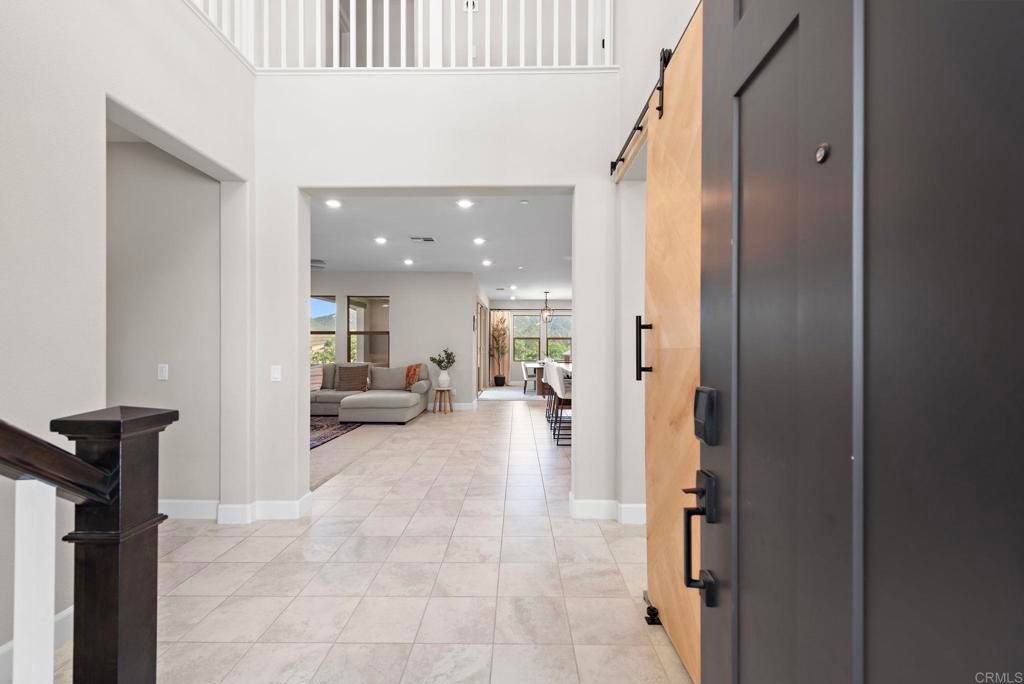 Image 12 of property listing at 2944 Gait Way, Escondido, CA 92029