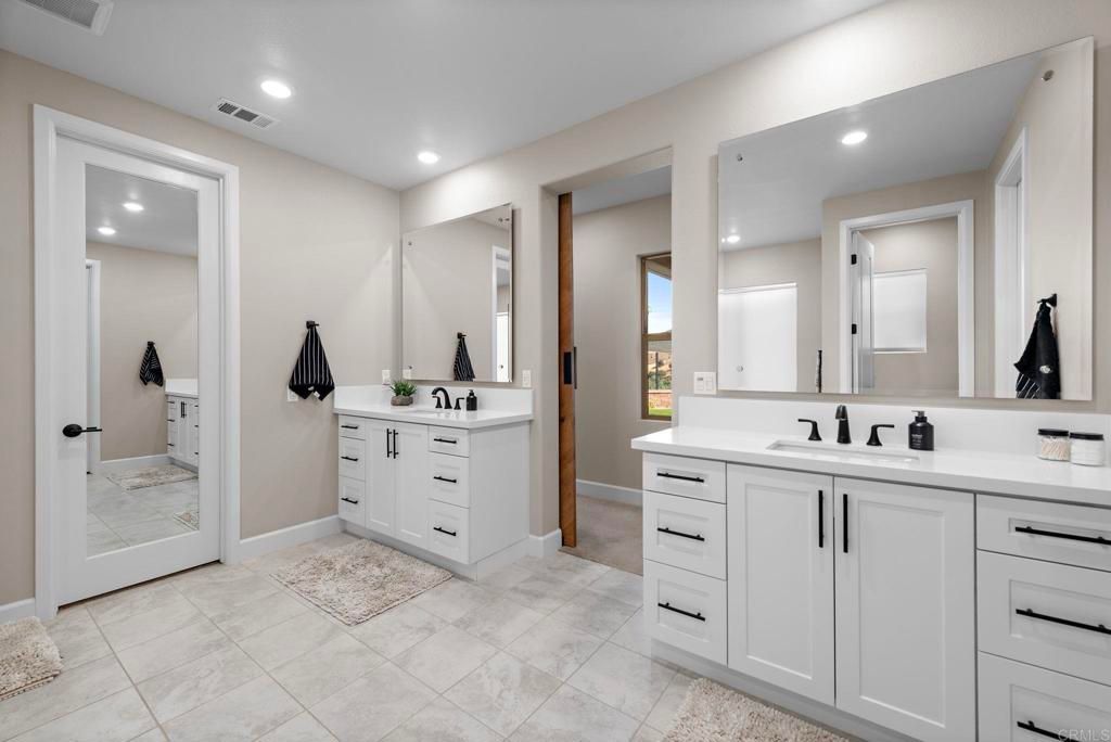 Image 20 of property listing at 2944 Gait Way, Escondido, CA 92029