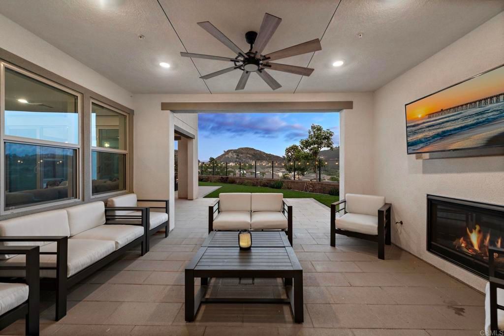 Image 45 of property listing at 2944 Gait Way, Escondido, CA 92029