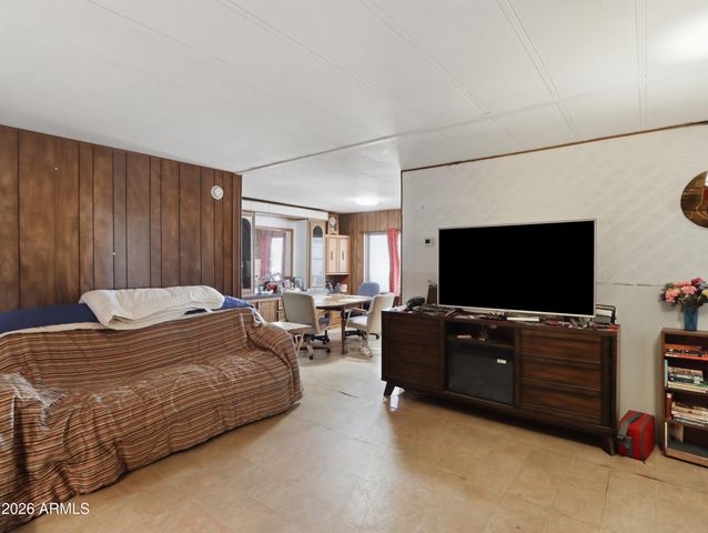 9741 E Apache Trail 10, Mesa, AZ 85207