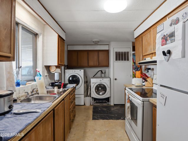 9741 E Apache Trail 10, Mesa, AZ 85207