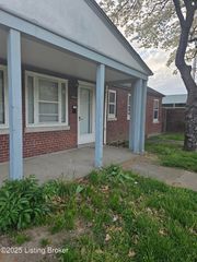 1704 De Soto Terrace, Louisville, KY 40210