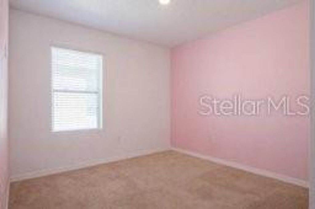 Image 12 of property listing at 232 WILLOW BEND DRIVE, Davenport, FL 33897