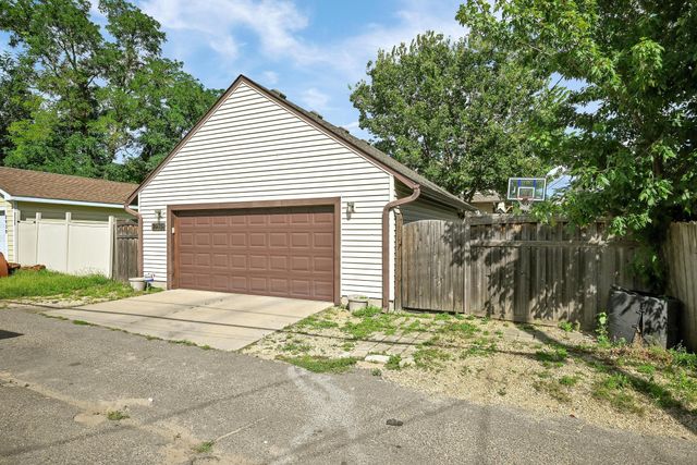 2935 Morgan Avenue N, Minneapolis, MN 55411