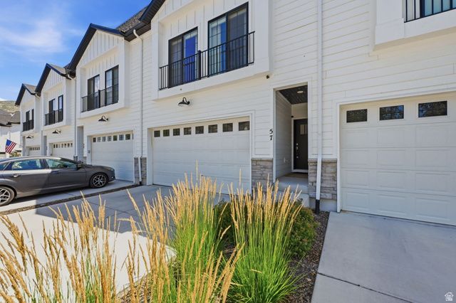 57 S MCCALL LN, Farmington, UT 84025