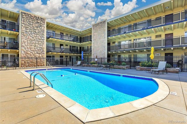 250 N Pearl Street 209, Denver, CO 80203